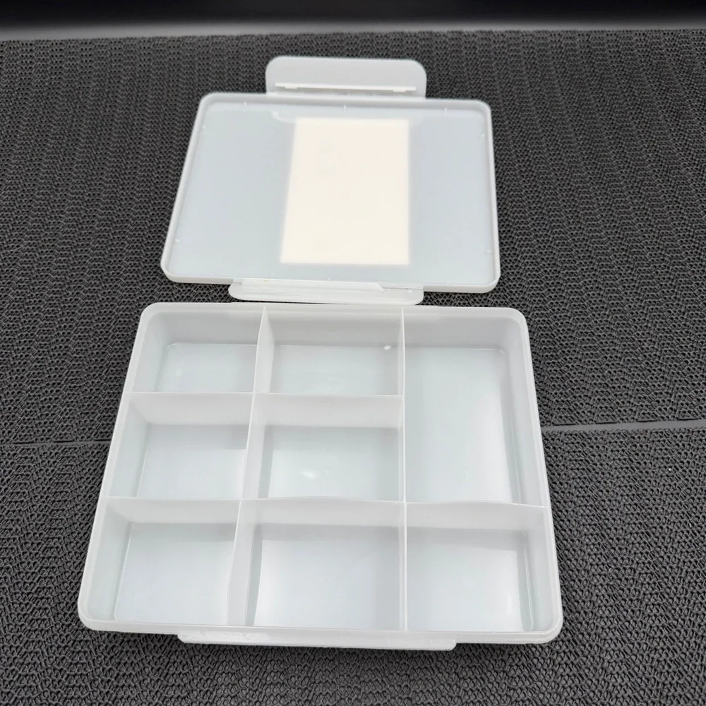 Deal Worthy 8 Compartment Snack Box White Translucent Food Storage 069055889
